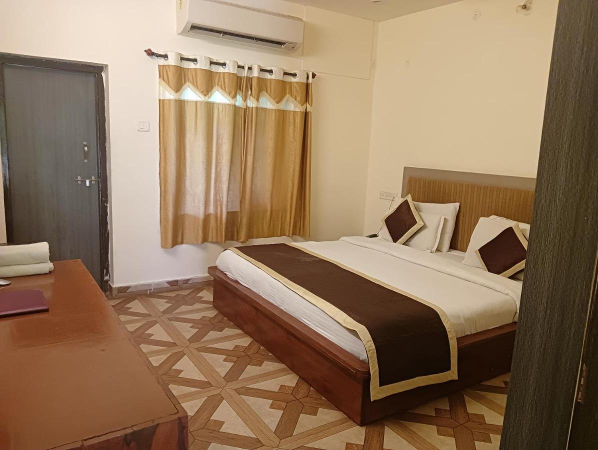 Resorts Country Side - Refined By Nature Pushkar Luaran gambar