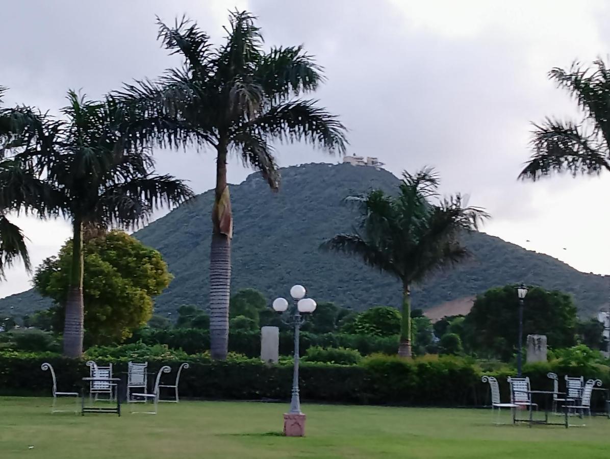 Resorts Country Side - Refined By Nature Pushkar Luaran gambar
