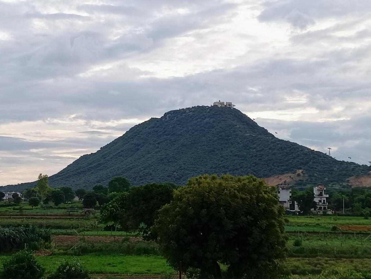 Resorts Country Side - Refined By Nature Pushkar Luaran gambar